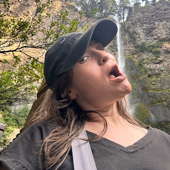 Meet your Posher, Melissa - Picture 7 of 10